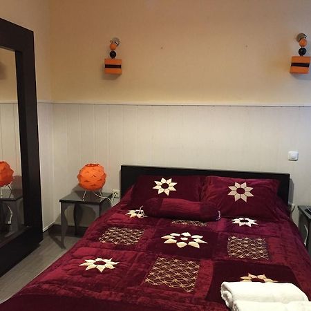 Hostal Oxum Μαδρίτη Εξωτερικό φωτογραφία