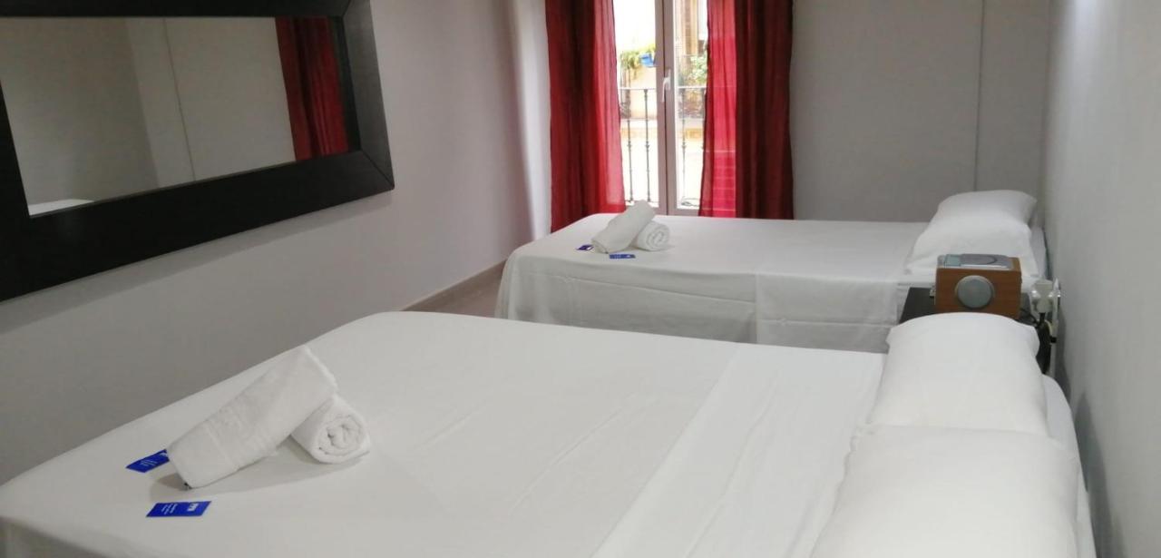 Hostal Oxum Μαδρίτη Εξωτερικό φωτογραφία