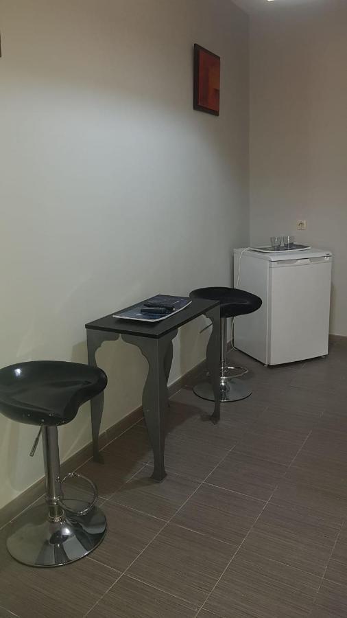 Hostal Oxum Μαδρίτη Εξωτερικό φωτογραφία