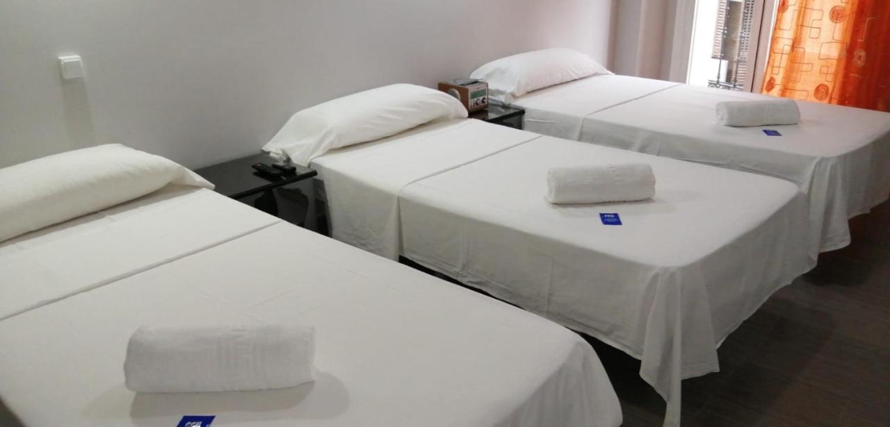Hostal Oxum Μαδρίτη Εξωτερικό φωτογραφία