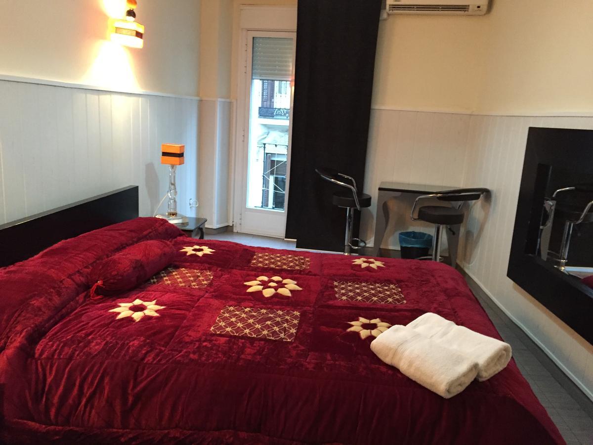 Hostal Oxum Μαδρίτη Εξωτερικό φωτογραφία