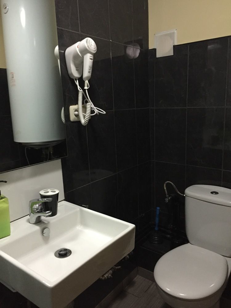 Hostal Oxum Μαδρίτη Εξωτερικό φωτογραφία