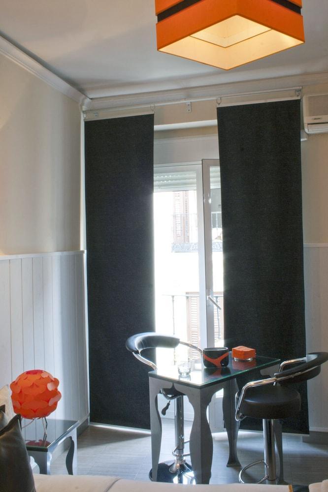 Hostal Oxum Μαδρίτη Εξωτερικό φωτογραφία